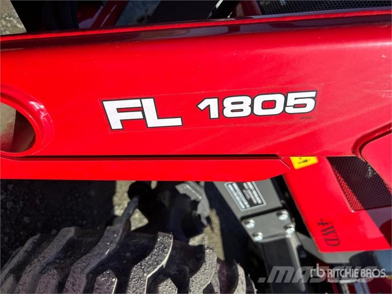 Massey Ferguson GC1725MB 4WD Tractor Traktorer
