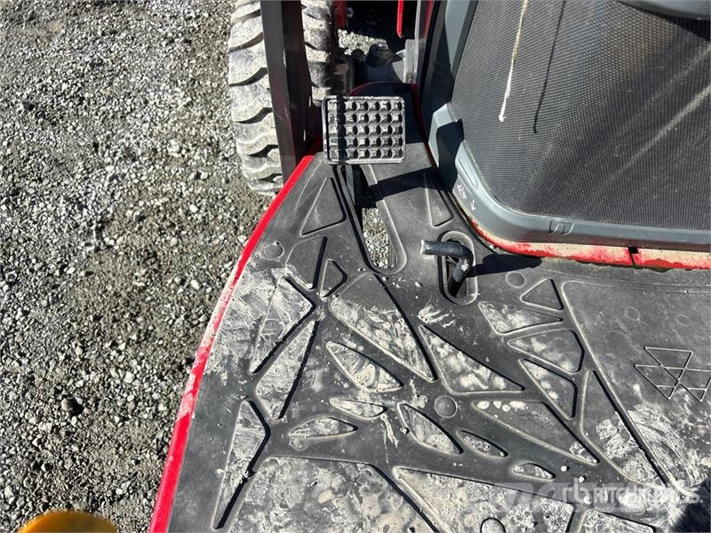 Massey Ferguson GC1725MB 4WD Tractor Traktorer