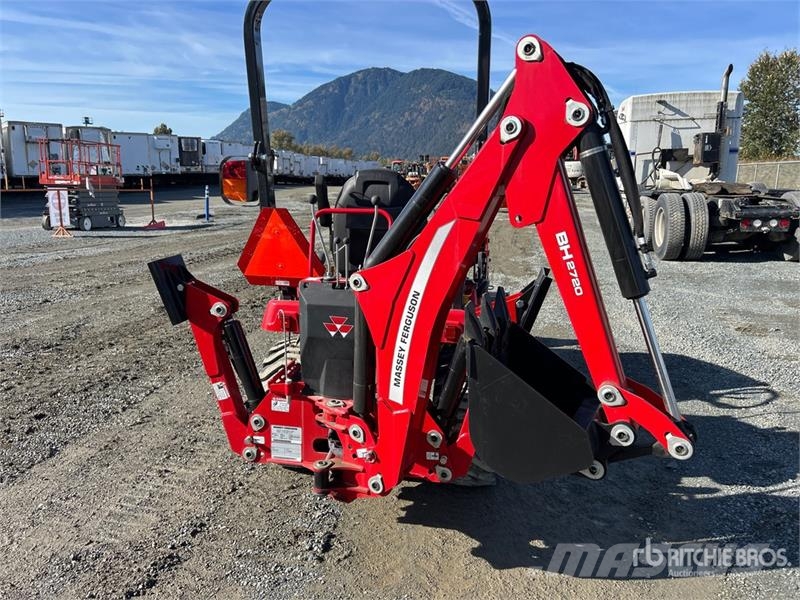 Massey Ferguson GC1725MB 4WD Tractor Traktorer