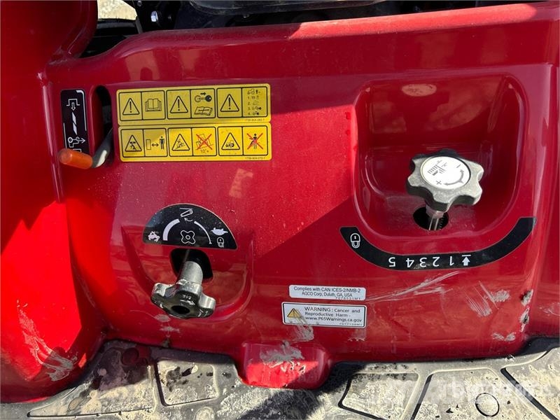 Massey Ferguson GC1725MB 4WD Tractor Traktorer