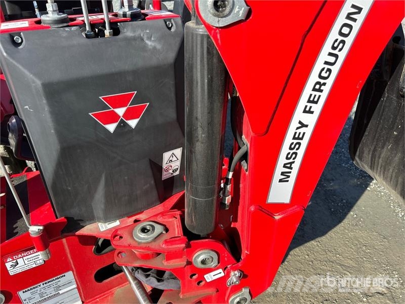 Massey Ferguson GC1725MB 4WD Tractor Traktorer