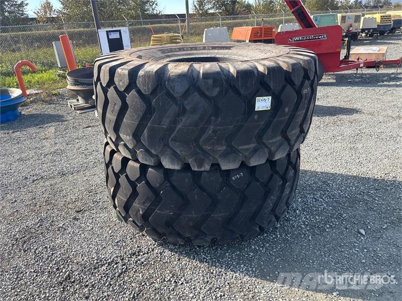  Maverick of (2) Maverick 29.5R25 Tires Gume, točkovi i felne