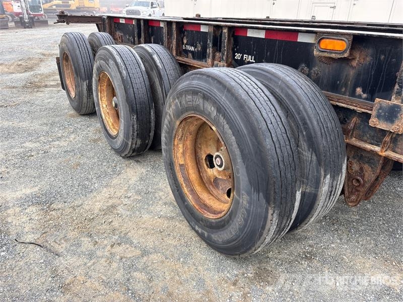 Max Atlas Tri/A Extendable Container Trailer Remorque porte container