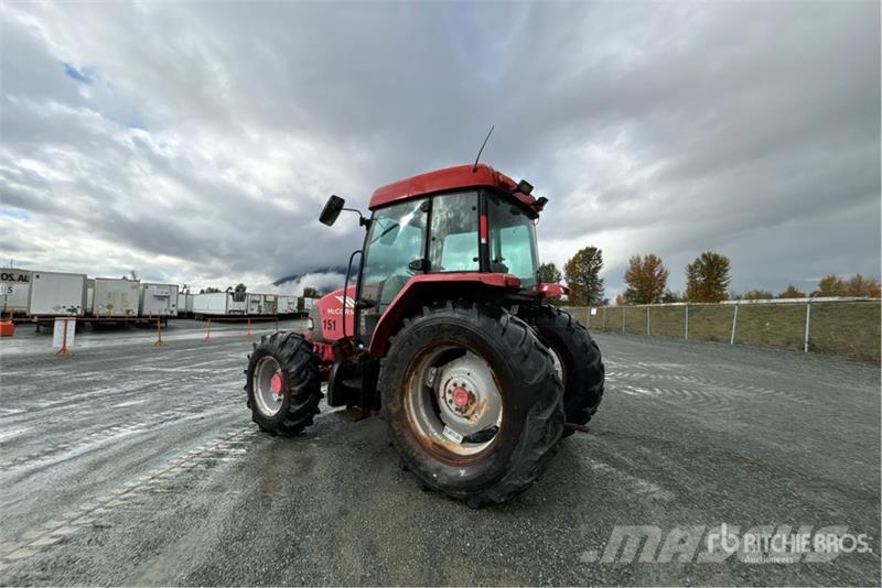 McCormick CX105 الجرارات