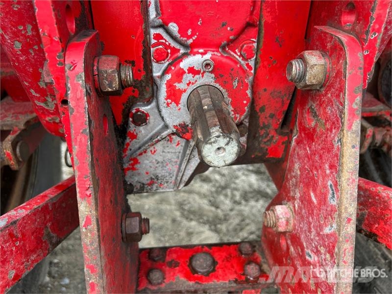 McCormick GX50 4WD Utility Tractor Kompaktni (mali) traktori