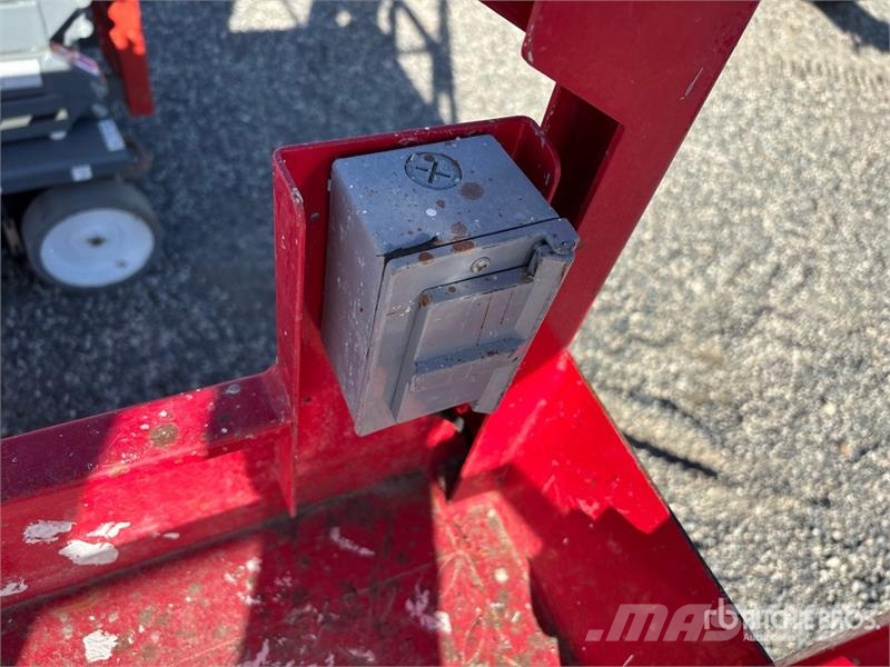 MEC 4046SE Electric Scissor Lift Ollós emelők