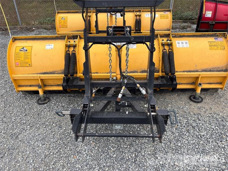 Meyer LP-9.0 9 ft 2 Way Snow Plow - Fits 2022 F-650 Снежные отвалы и плуги