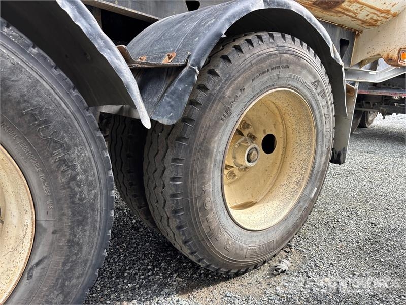 Midland 24 ft 3 in Quad/A Turntable End Dump Trailer 티퍼 트레일러