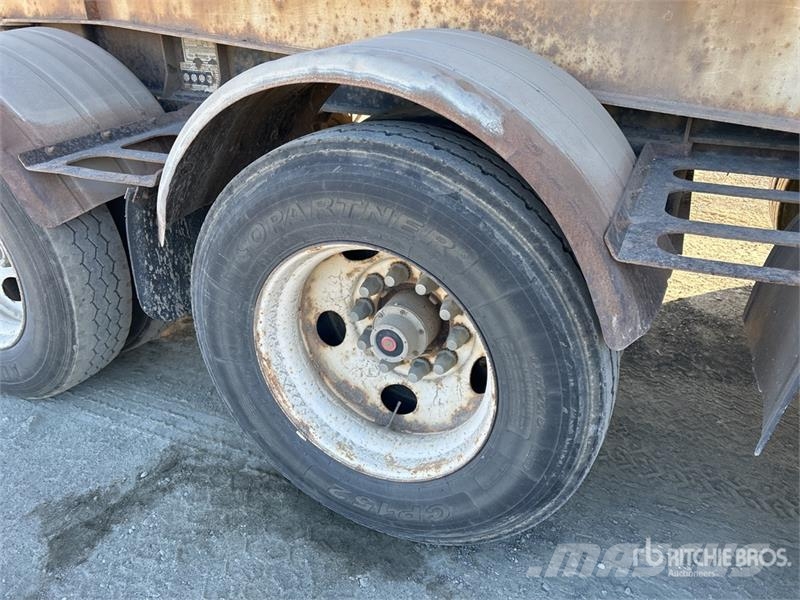Midland End Dump Trailer مقطورات قلابة