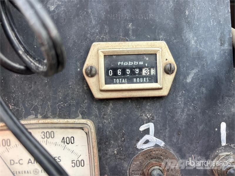 Miller Trailblazer 55G 400 A Skid-Mounted Multi-Process E Poste à souder