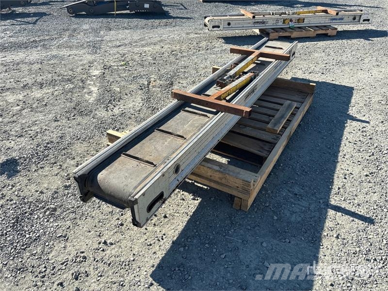 MiniVeyor 12 in x 10 ft Conveyor معدات البناء - غير ذلك