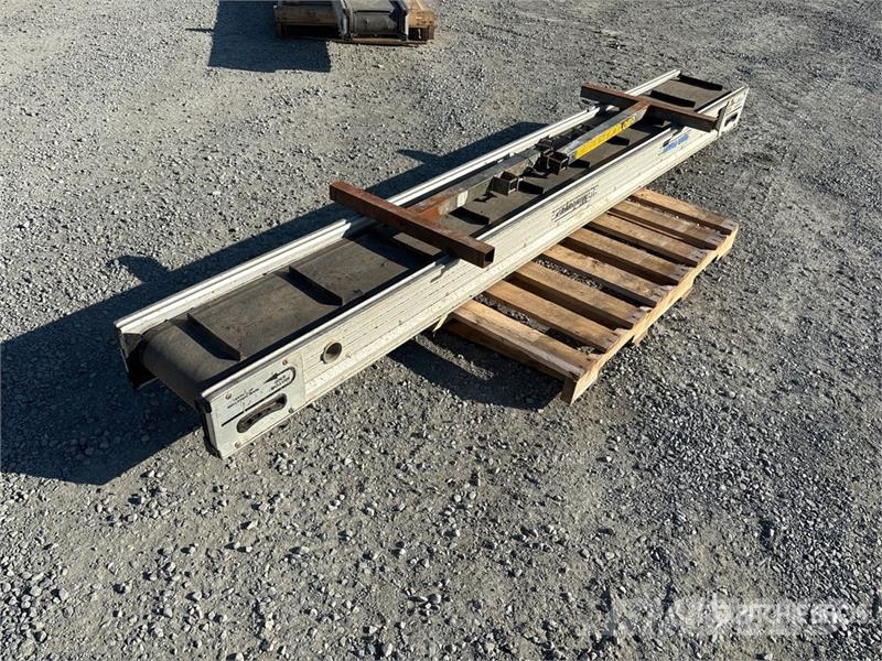  MiniVeyor 12 in x 10 ft Conveyor معدات البناء - غير ذلك