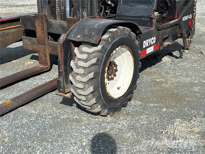  Mofett M9 6100 lb 3x3 Truck Mounted Forklift Medbringertruck
