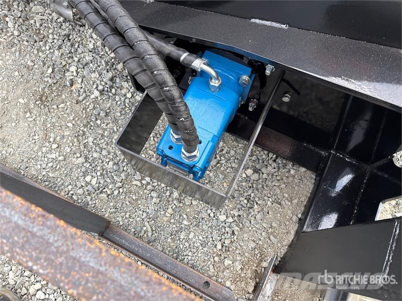 Mower King ECSSCT72 60 in Skid Steer Trencher (Unu Kædegravere