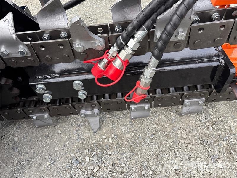 Mower King ECSSCT72 60 in Skid Steer Trencher (Unu Kædegravere