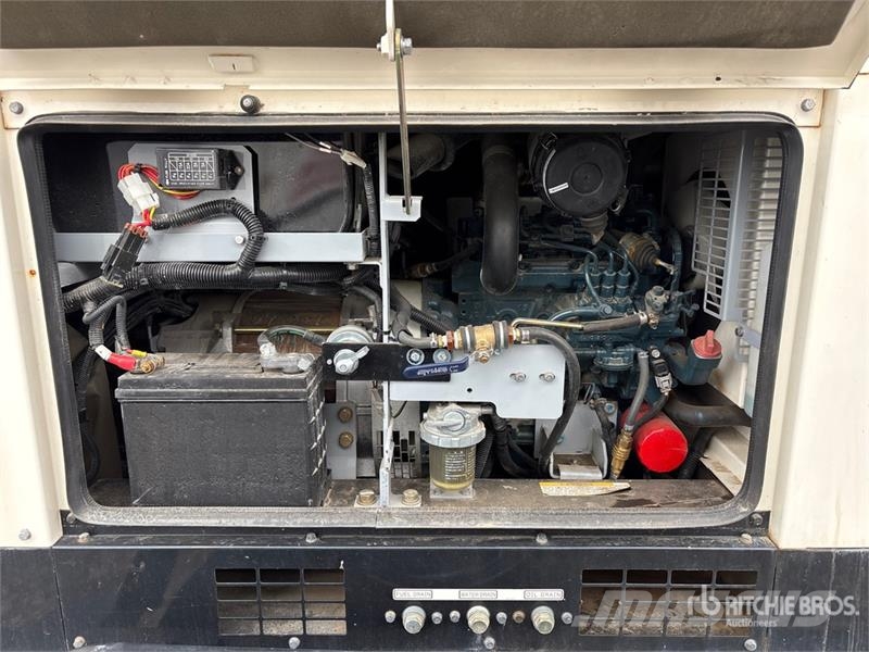 MultiQuip DLW400ESA4 Soldadoras