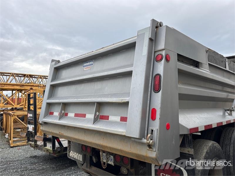  Nahanni 13 ft T/A Pup Dump Trailer Самоскиди