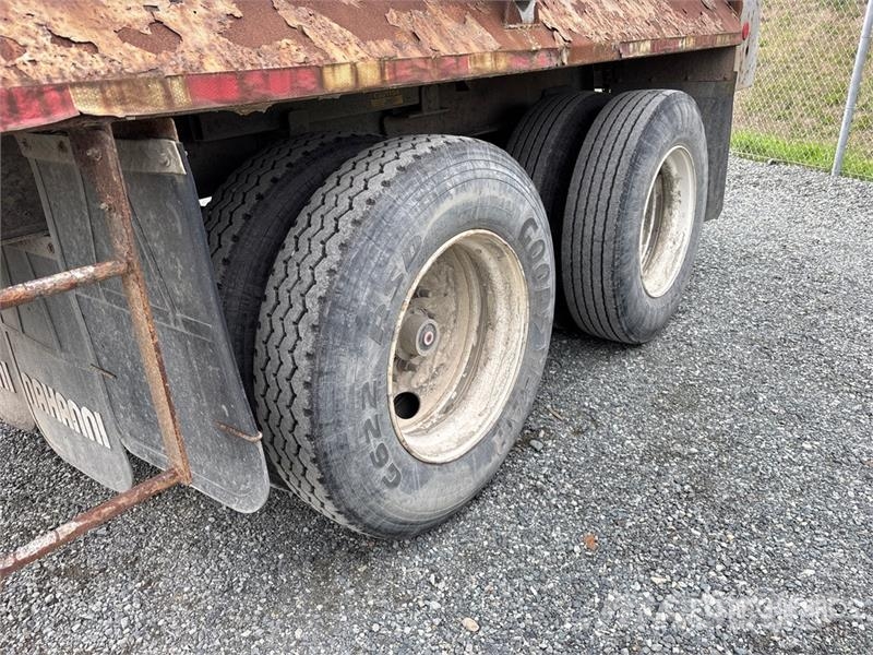  Nahanni 13 ft T/A Pup Dump Trailer مقطورات قلابة