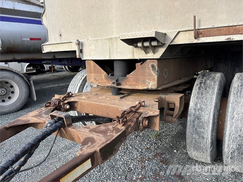 Nahanni NE40 14 ft T/A Turntable Pup Pup Dump Trai Remorque benne