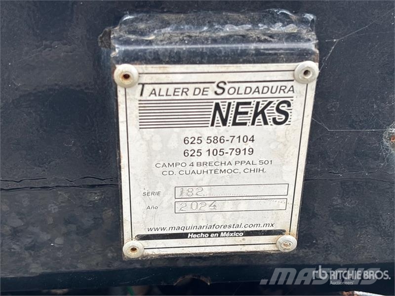 Neks Fifth Wheel Wrecker Attachment Коммерческий транспорт - Другие