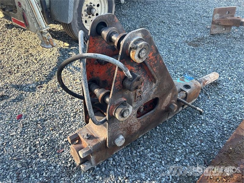 NPK GH-4 Excavator Hydraulic Breaker Hammer / Brecher