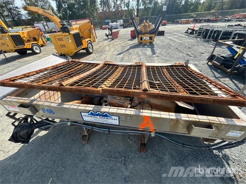 P46 Salt Spreader Posipači soli i pijeska