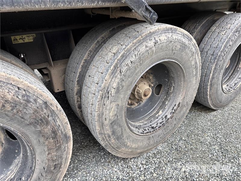 Peak 16 ft Tri/A Pup Dump Trailer Kiperi prikolice