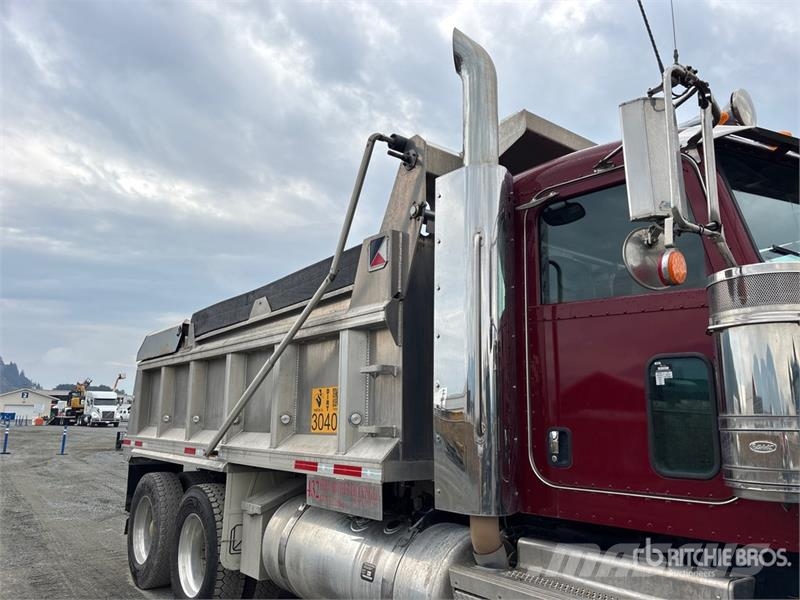 Peterbilt 367 Sora- ja kippiautot