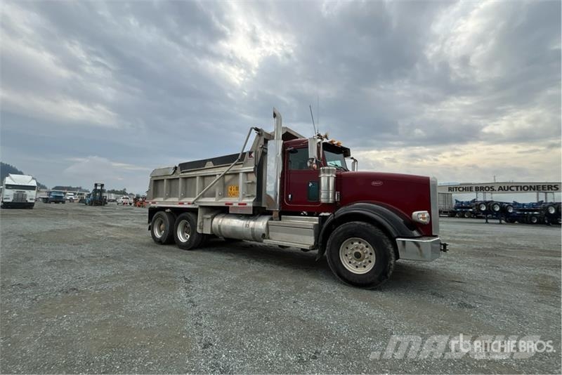 Peterbilt 367 Sora- ja kippiautot