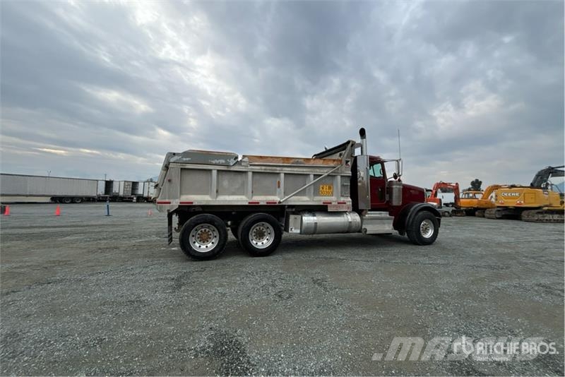 Peterbilt 367 Sora- ja kippiautot