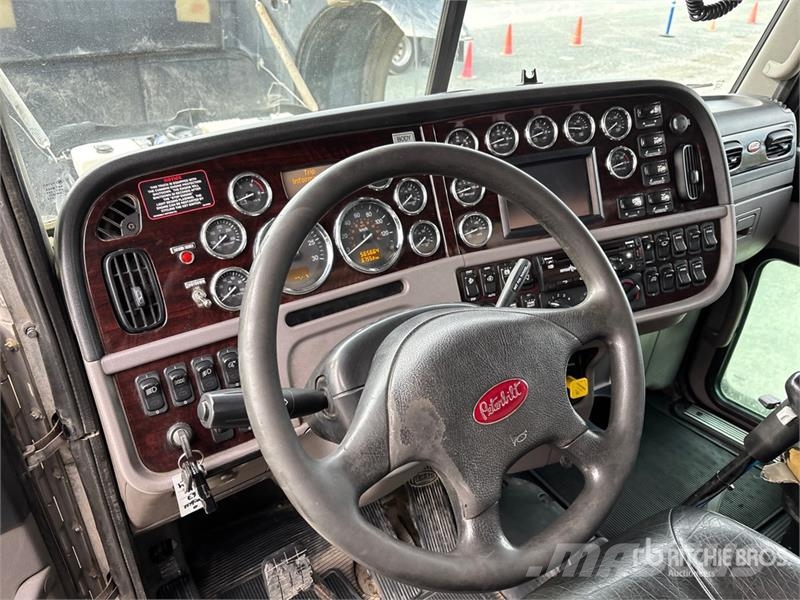 Peterbilt 367 Kiper tovornjaki