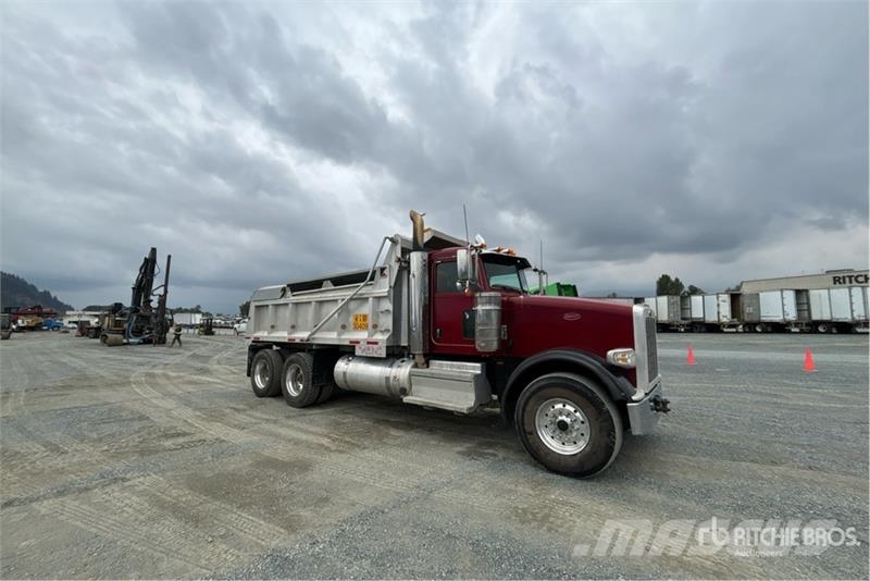 Peterbilt 367 Tipper trucks