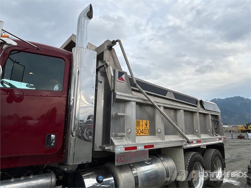 Peterbilt 367 Sora- ja kippiautot
