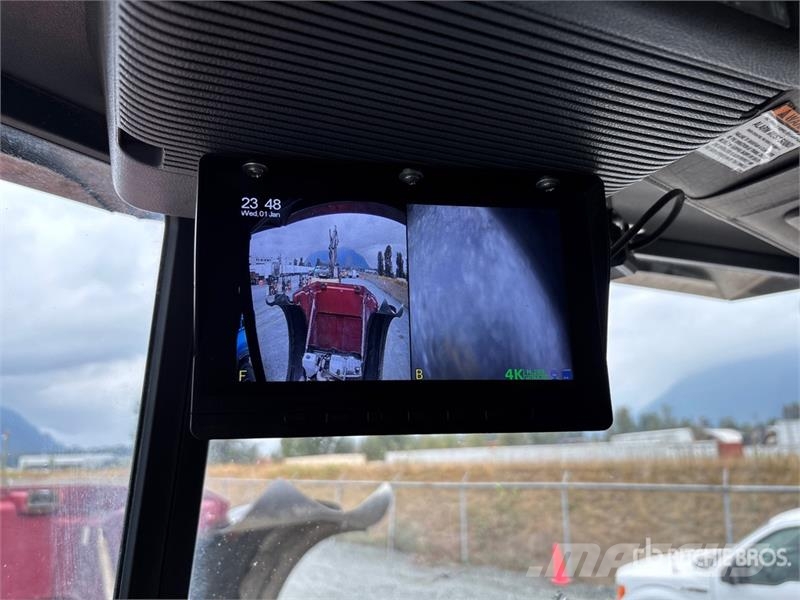 Peterbilt 367 Tipper trucks