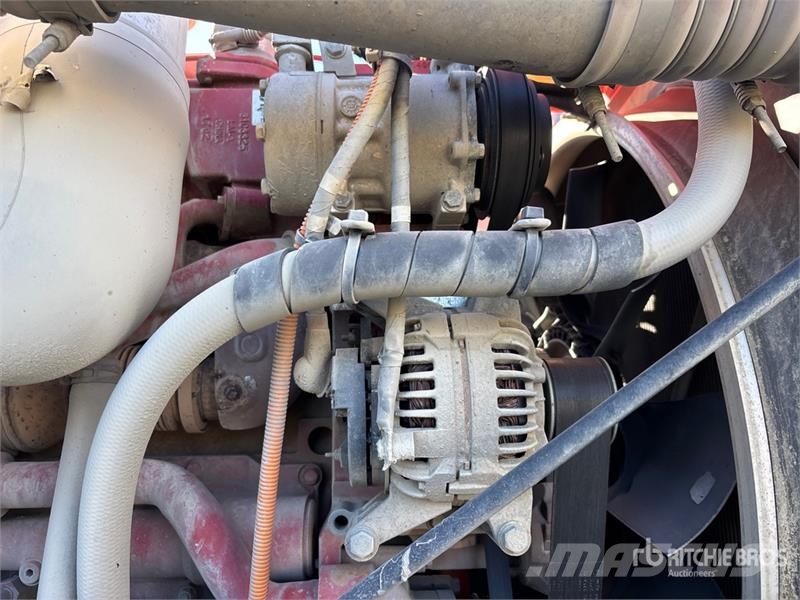 Peterbilt 367 Φορτηγά Ανατροπή