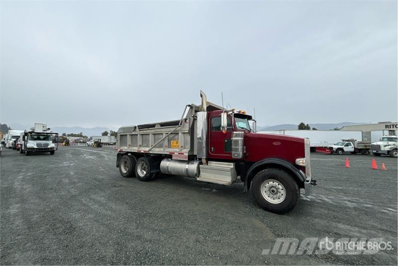 Peterbilt 367 شاحنات قلابة