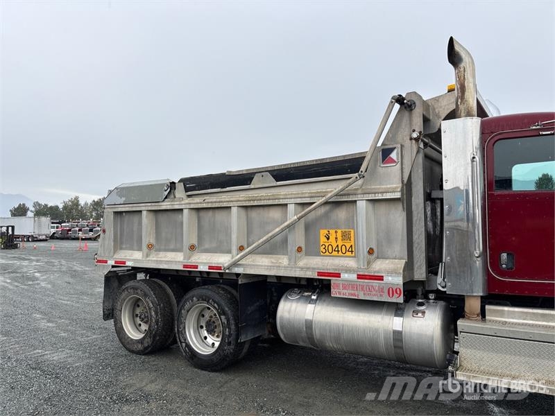 Peterbilt 367 Kiperi kamioni