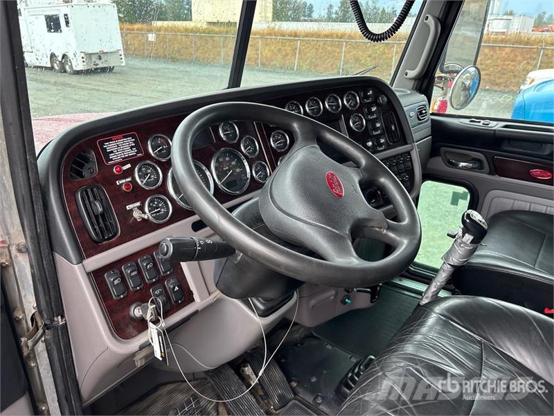 Peterbilt 367 Sora- ja kippiautot