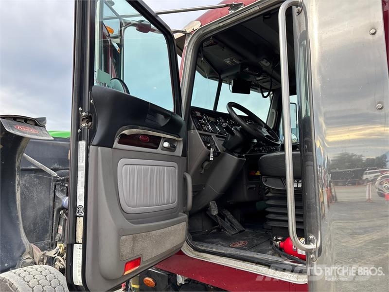 Peterbilt 367 Kiper tovornjaki