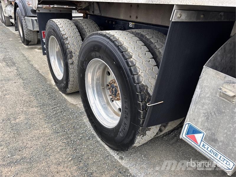 Peterbilt 367 Sora- ja kippiautot