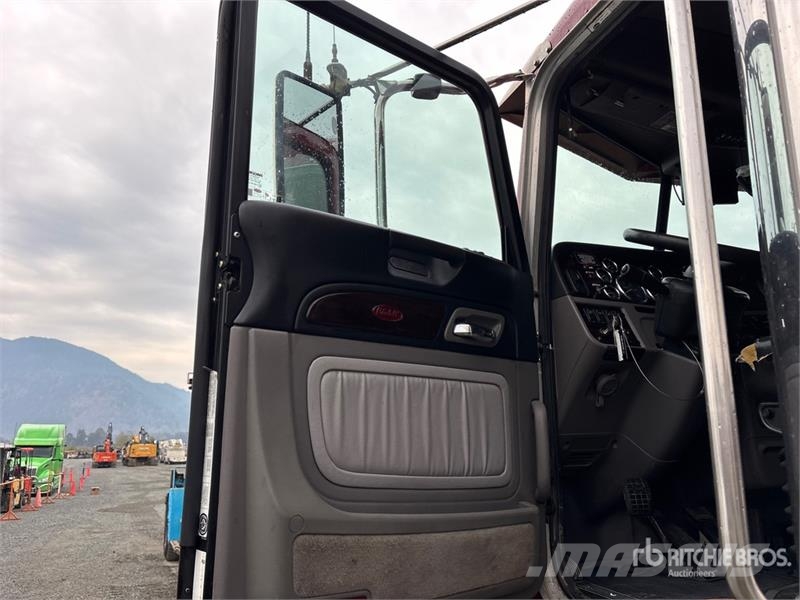 Peterbilt 367 Sora- ja kippiautot
