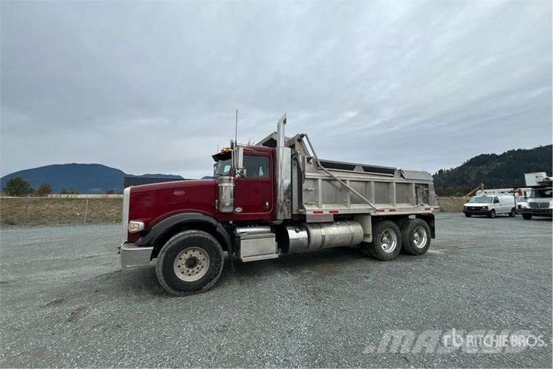 Peterbilt 367 Kiperi kamioni
