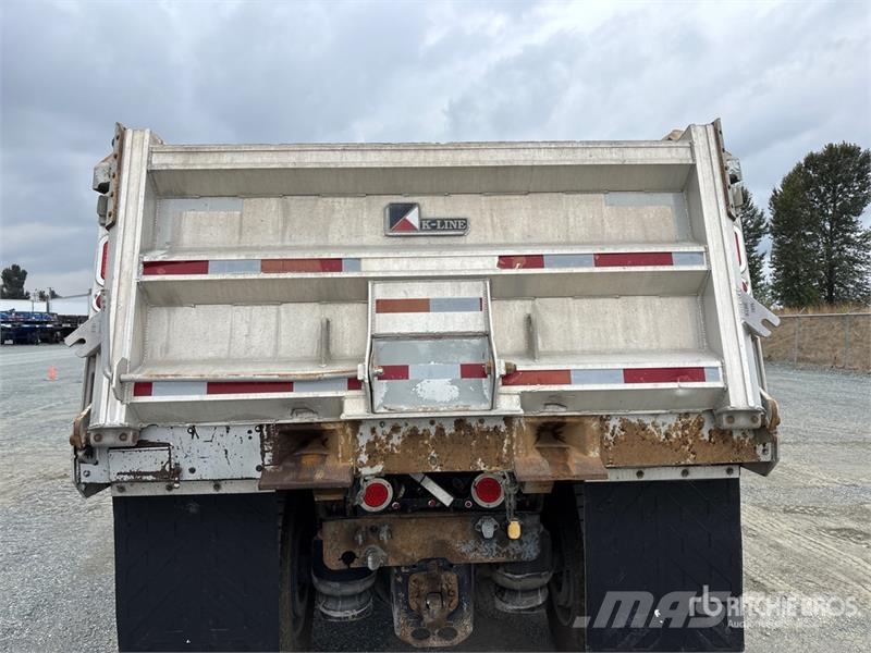 Peterbilt 367 Tipper trucks