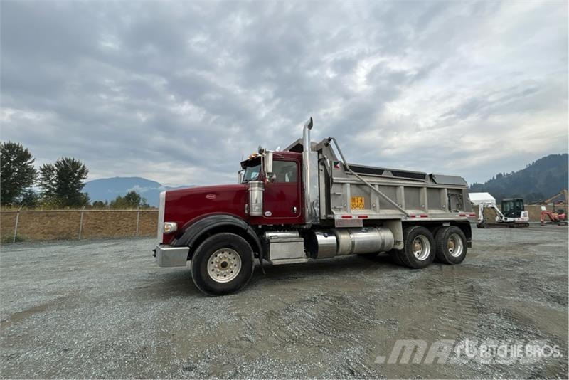 Peterbilt 367 Sora- ja kippiautot