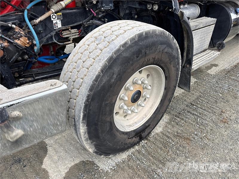 Peterbilt 367 Sora- ja kippiautot