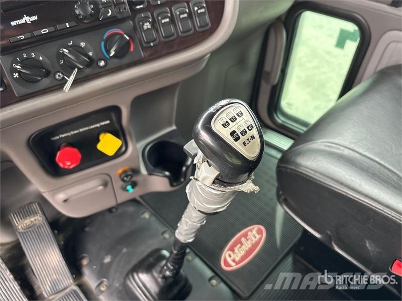 Peterbilt 367 Sora- ja kippiautot