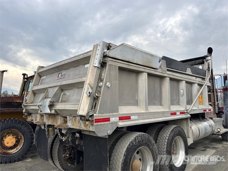 Peterbilt 367 Sora- ja kippiautot