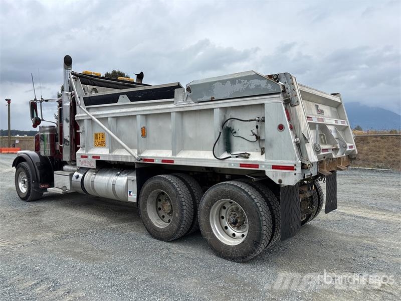 Peterbilt 367 Tipper trucks