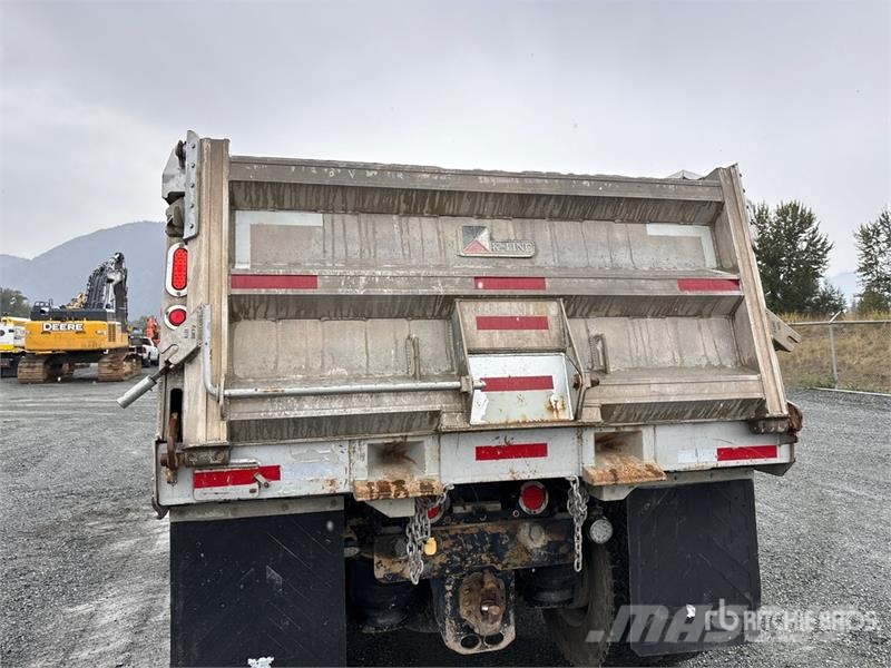 Peterbilt 367 Kiperi kamioni