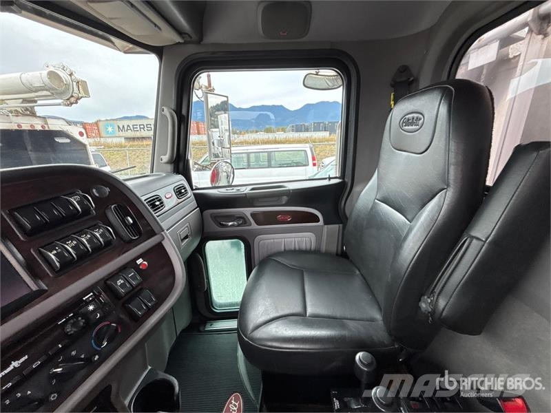Peterbilt 367 Kiperi kamioni